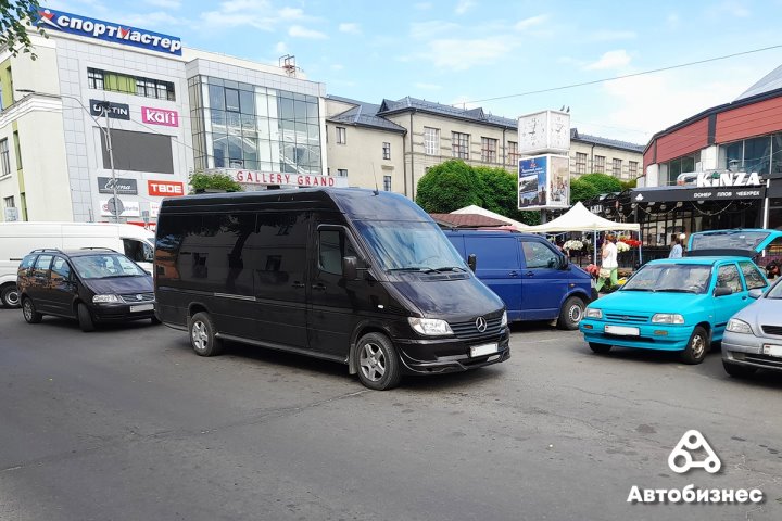 Парковочный коллапс на Пушкинской в Бресте: есть ли выход?