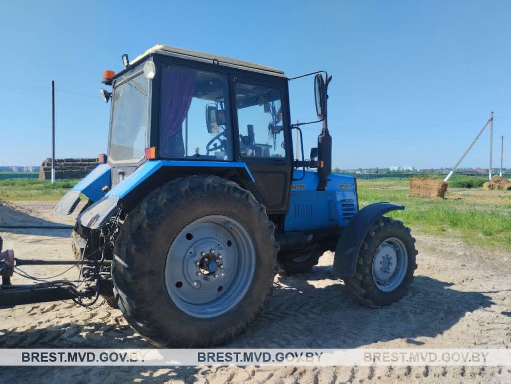 В Брестской области тракторист присвоил много топлива. Какое наказание ему грозит?