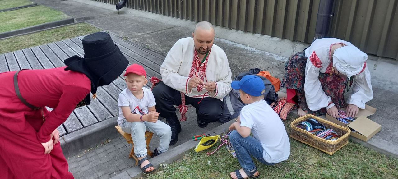 В Бресте устроили бои ММА по-средневековому