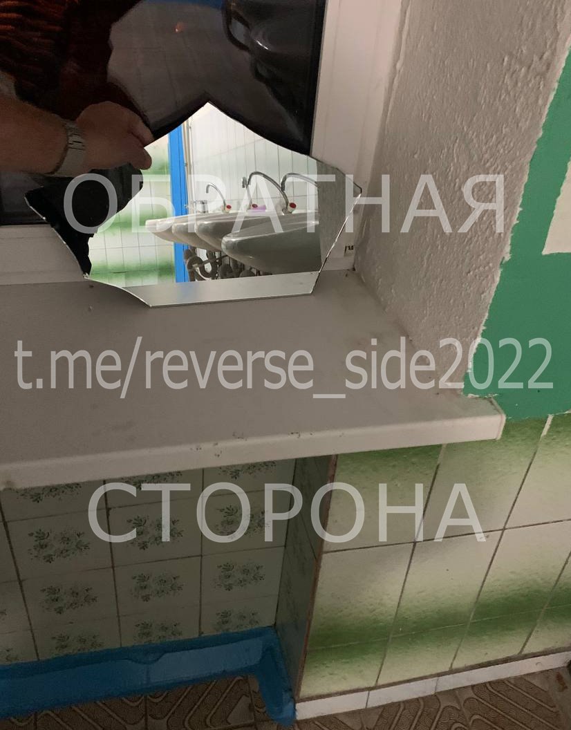 В Пинске 17-летний учащийся одного из колледжей устроил в общежитии пьяный дебош