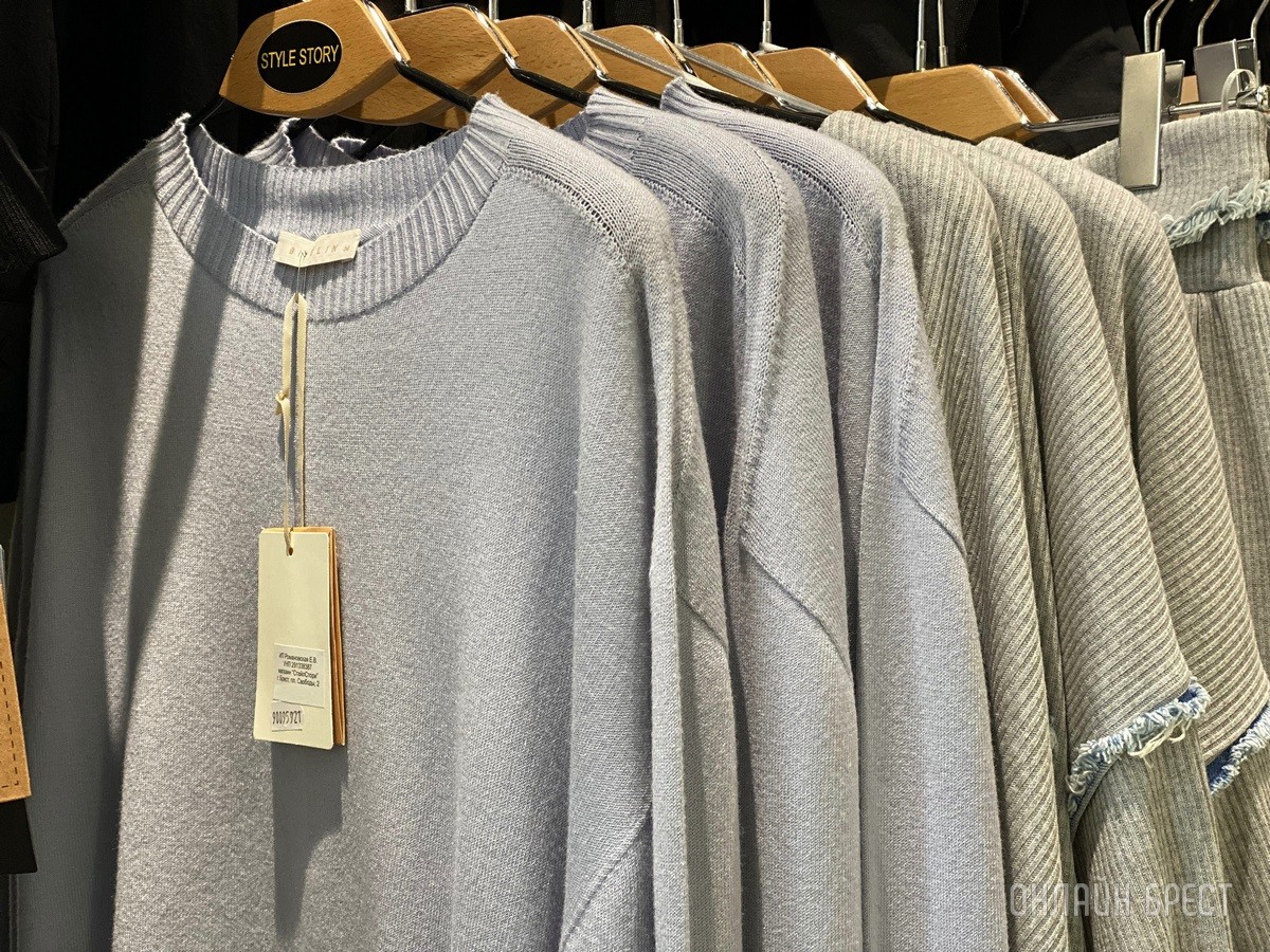 Дизайнерская женская одежда из Европы по низким ценам. Магазин «Style Story» объявляет ликвидацию товара