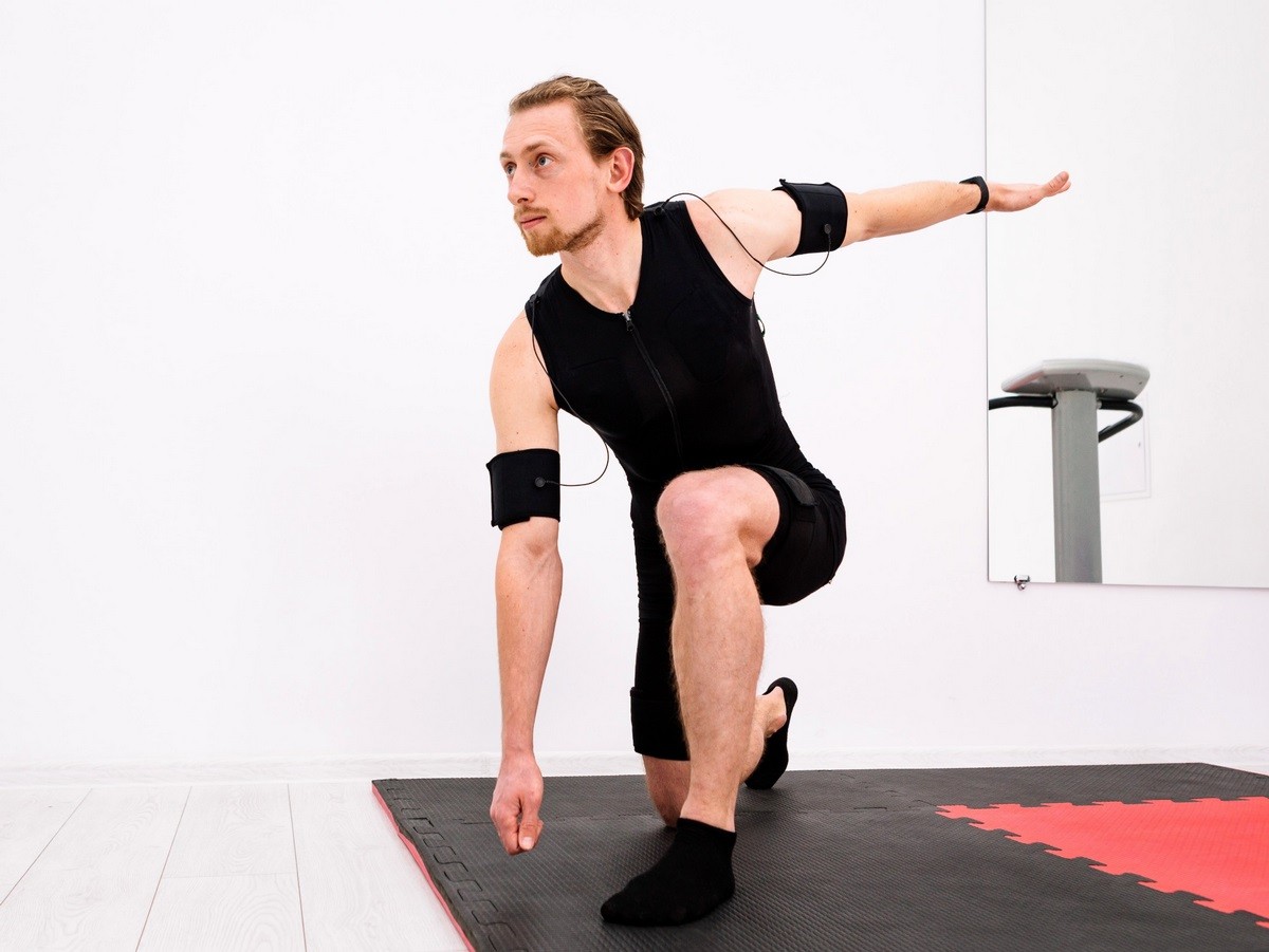 Фитнес будущего в Бресте! Здоровое похудение и быстрая коррекция фигуры за 20 минут на ЭМС-тренировках