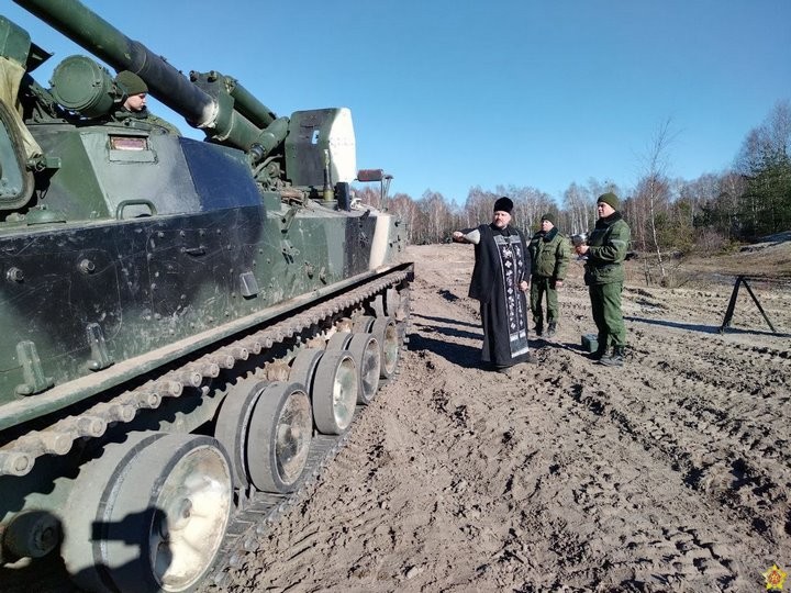 Военнослужащие 111-й артиллерийской бригады приступили к выполнению плановых задач в рамках полевого выхода на полигон «Брестский»