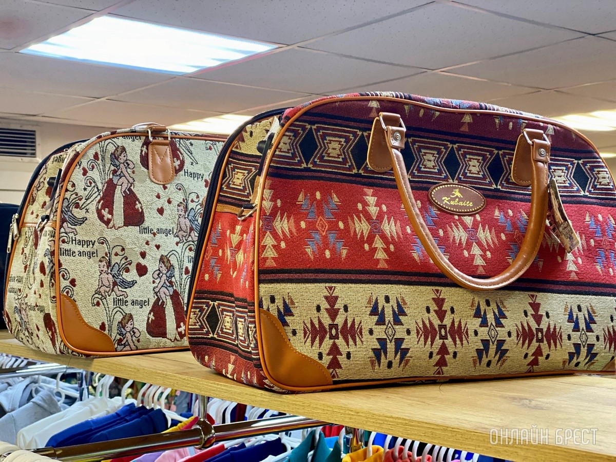 Брестчане, спешите за покупками! В большом магазине «МЕЧТА» новое поступление весенней одежды и обуви для всей семьи