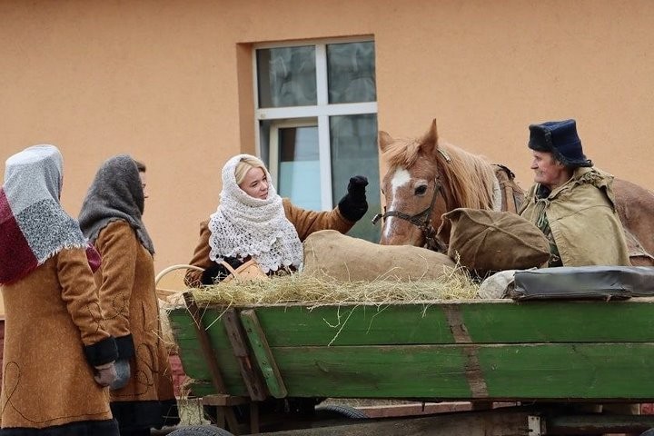 Уникальный Поезд направляется в сторону Бреста. Фоторепортаж