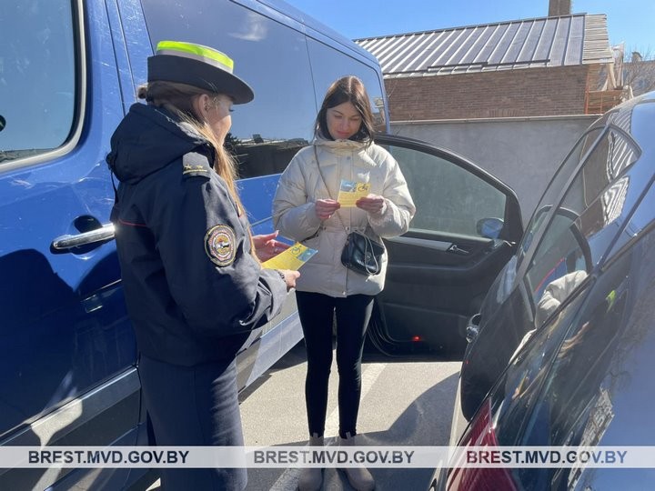 ГАИ Бреста проверила, кто паркуется на местах для инвалидов