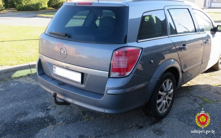 Житель Брестской области ехал на «Опеле» с поддельным регистрационным знаком и VIN-номером