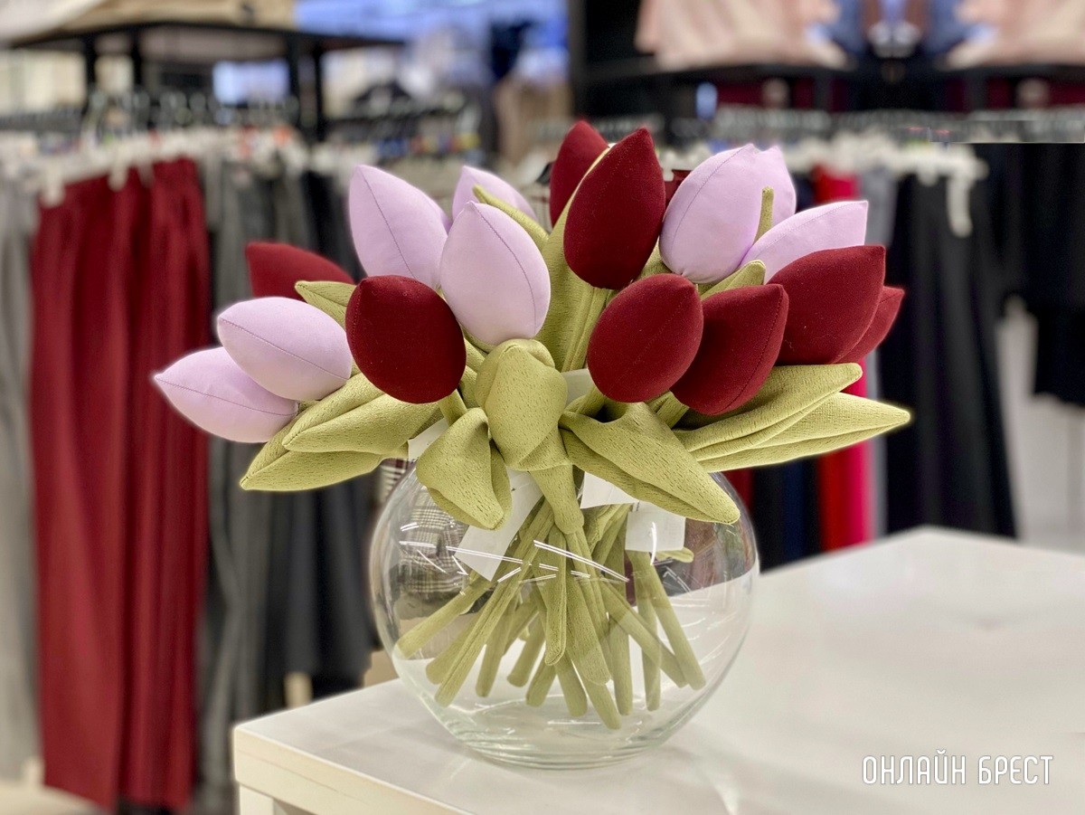 Скидки до 30%! На третьем этаже брестского «ЦУМа» большой выбор подарков для любимых к 8 марта