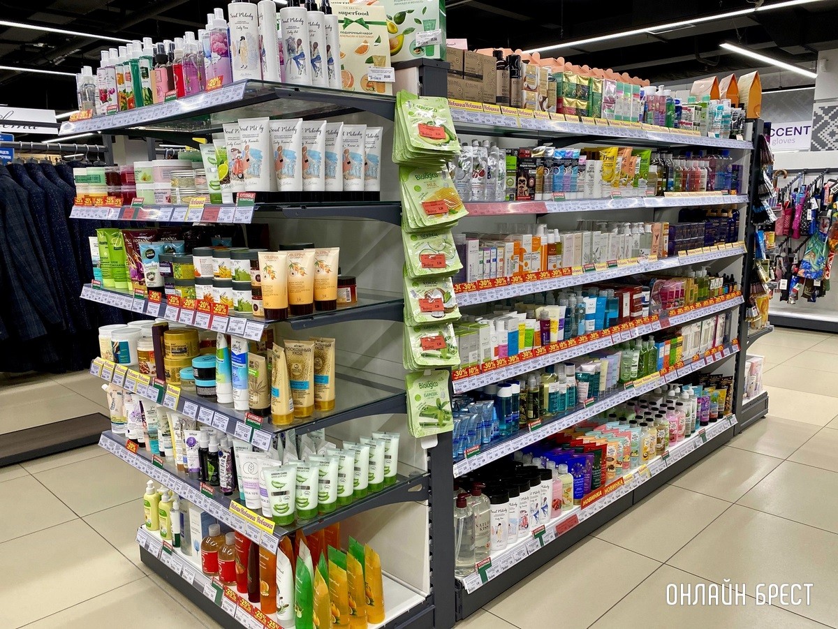 Скидки до 30%! На третьем этаже брестского «ЦУМа» большой выбор подарков для любимых к 8 марта