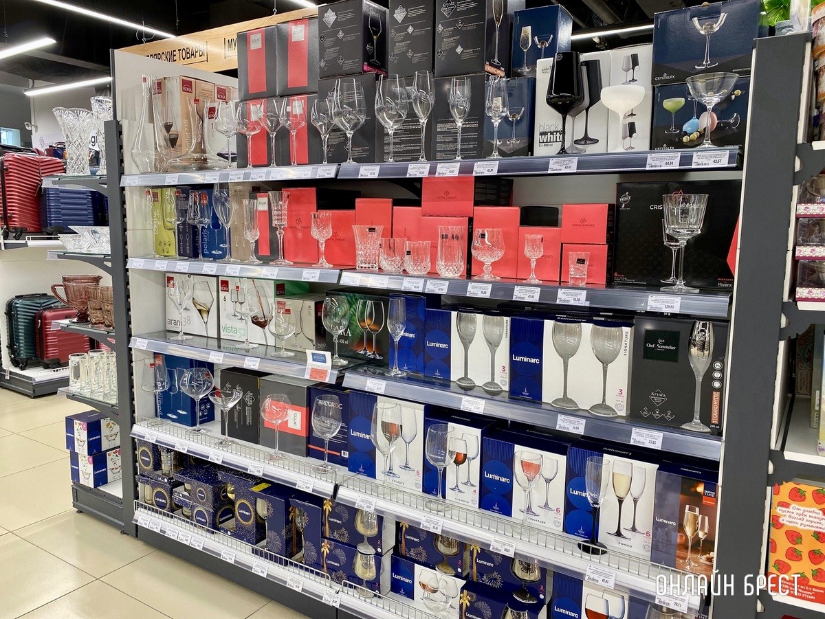 Скидки до 30%! На третьем этаже брестского «ЦУМа» большой выбор подарков для любимых к 8 марта