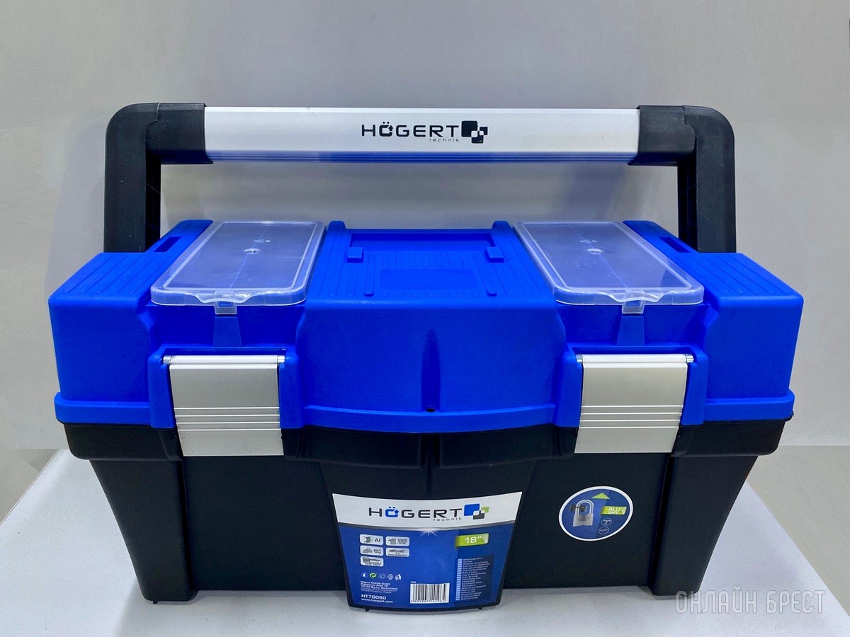 Дед Мороз не улетел и удерживает цены в магазине «Вся Электрика», на Пушкинской в Бресте