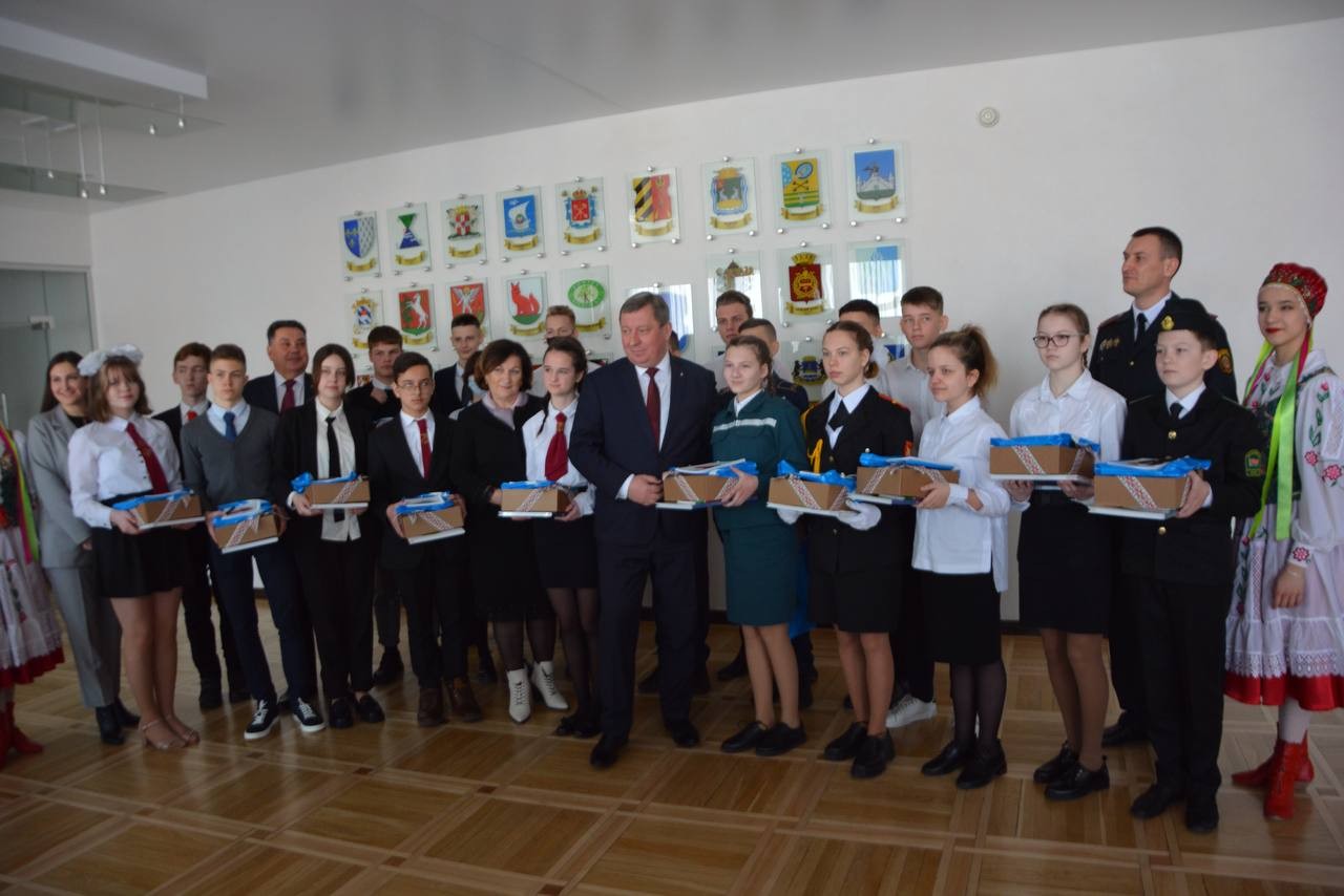 В Бресте состоялась церемония вручения паспортов гражданина Республики Беларусь учащимся учреждений образования города