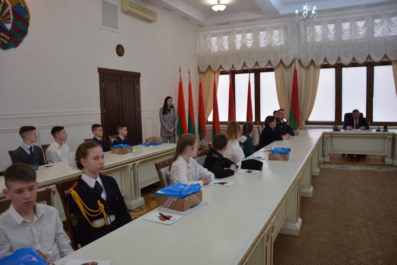 В Бресте состоялась церемония вручения паспортов гражданина Республики Беларусь учащимся учреждений образования города