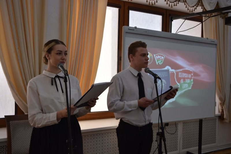 В Бресте состоялась церемония вручения паспортов гражданина Республики Беларусь учащимся учреждений образования города