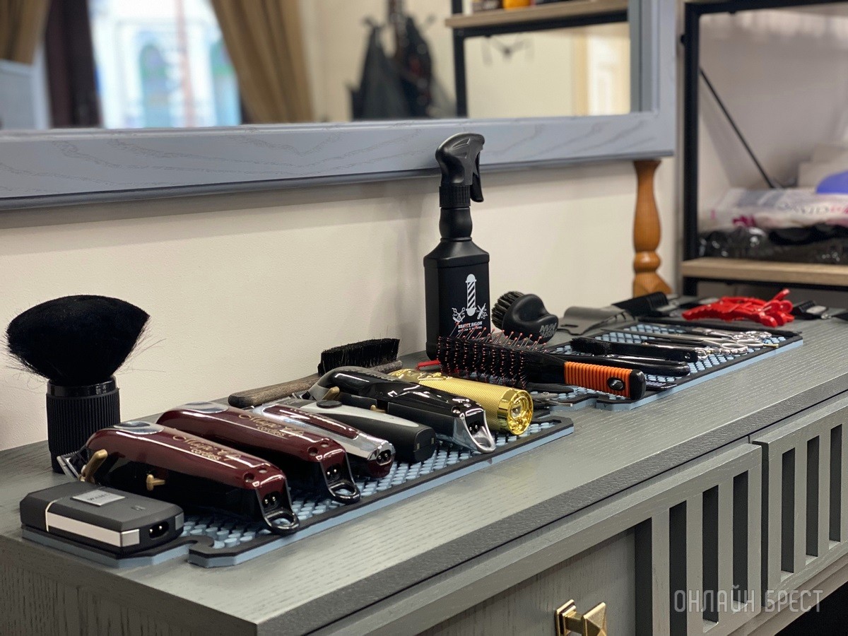 В новом барбершопе «Gartem» на Карла Маркса стильно преображают, дарят скидку, угощают кофе и предлагают сыграть в Play Station