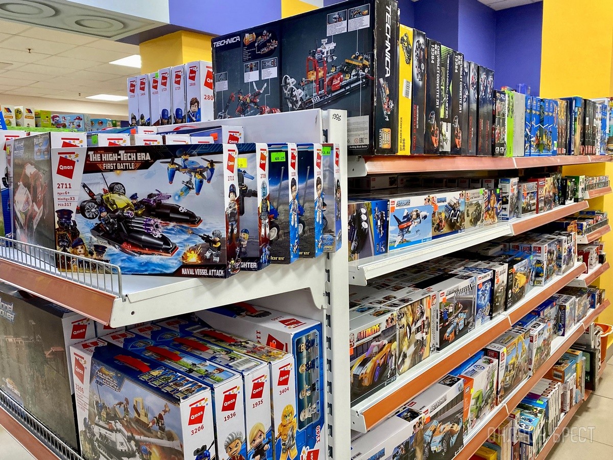 Ребрендинг брестского «Детского мира» на Советской: новый логотип и еще больше стильной одежды, забавных игрушек, школьной канцелярии