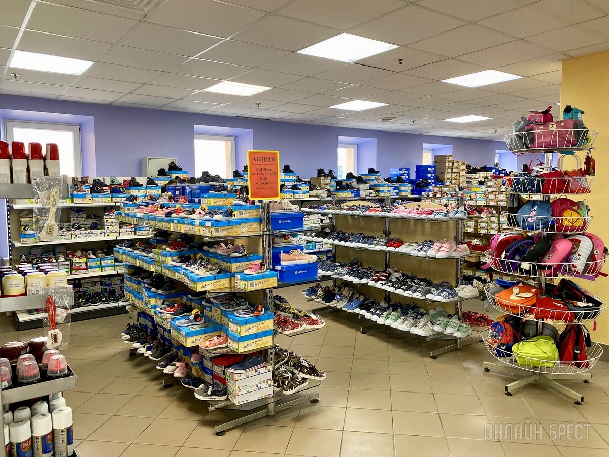 Ребрендинг брестского «Детского мира» на Советской: новый логотип и еще больше стильной одежды, забавных игрушек, школьной канцелярии