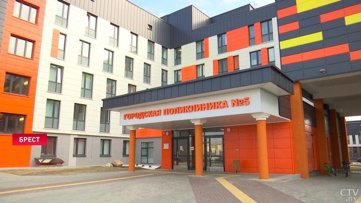 Записаться к врачу по QR-коду. В Бресте создают «умную поликлинику»