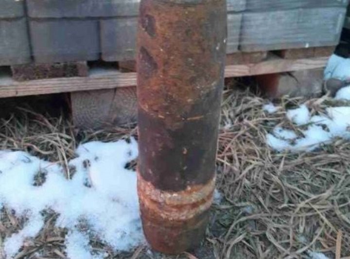 Под Брестом дети играли во дворе со снарядом времен войны