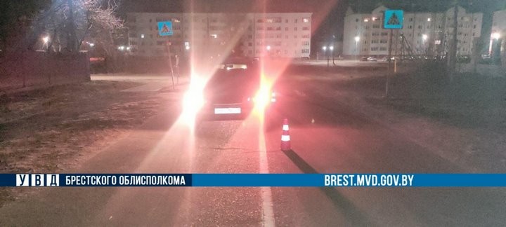 В Каменце водитель автомобиля Skoda сбил девушку