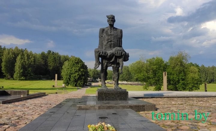 Мемориальный комплекс «Хатынь»: трагедия сожженной деревни