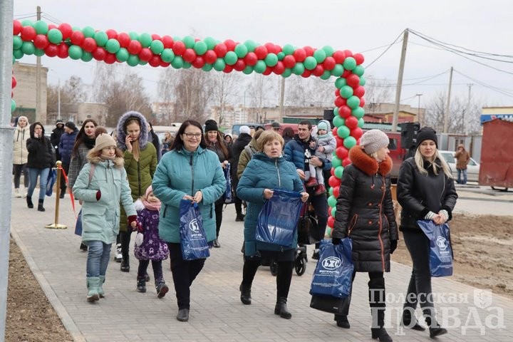 Первый многоэтажный дом жилого комплекса «Весенний» торжественно открыли в Галево (Брестская область)