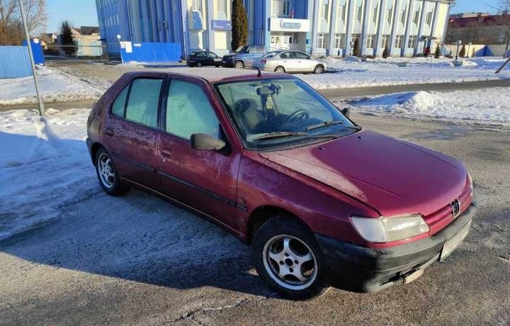 Ради встречи с онлайн-знакомой мужчина угнал несколько автомобилей