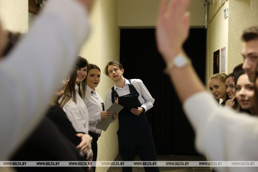 Свет и тень «Ночи в театре»: брестчане стали участниками интерактивного проекта