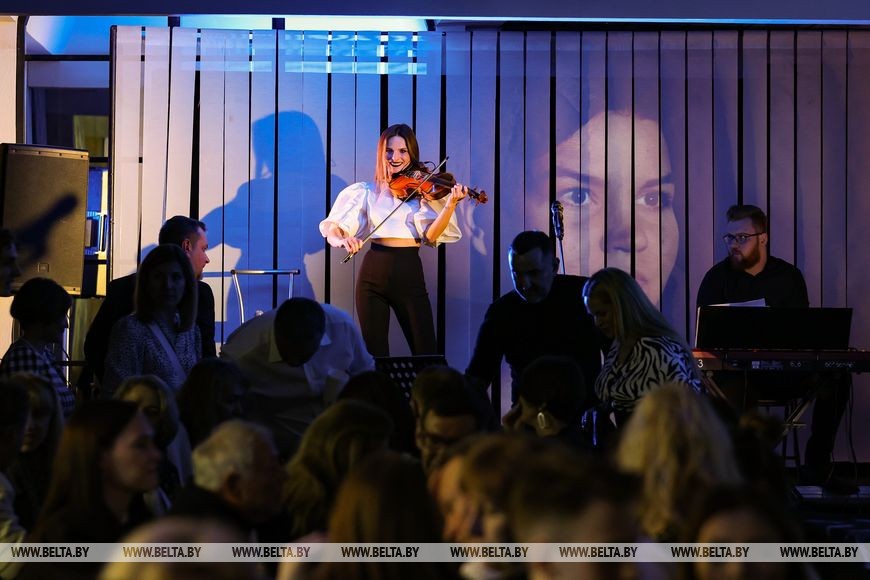 Свет и тень «Ночи в театре»: брестчане стали участниками интерактивного проекта