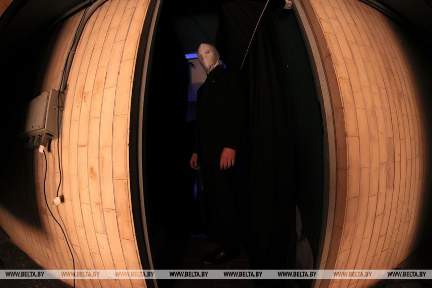 Свет и тень «Ночи в театре»: брестчане стали участниками интерактивного проекта