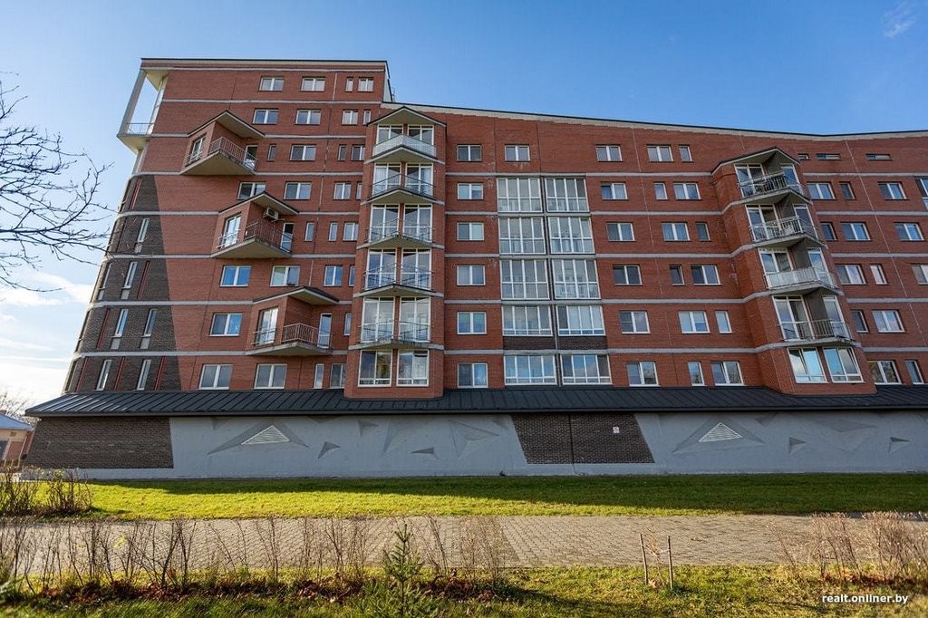 С аукциона продадут арестованные квартиры прямо возле Брестской крепости. Цены