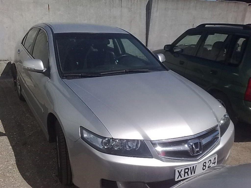 «Я же проездил на ней 7 лет!». У белоруса конфисковали Honda при продаже из-за перебитого VIN-номера