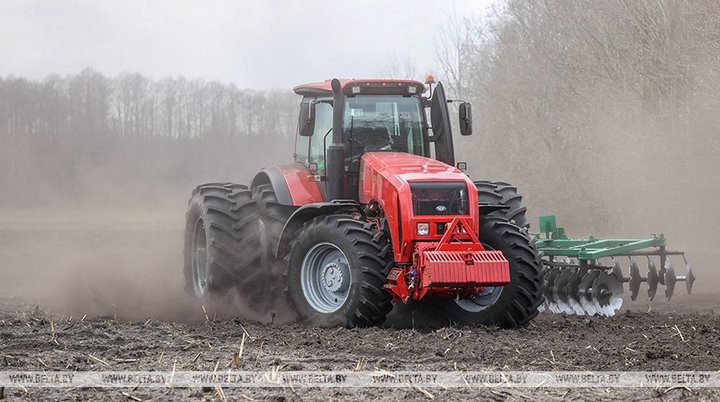 Репортаж с посевной в Кобринском районе