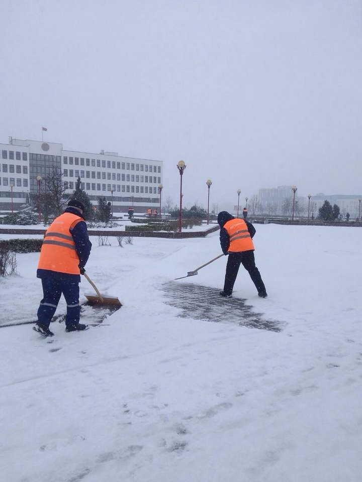 Коммунальные службы Бреста работают в усиленном режиме в связи с обилием снега