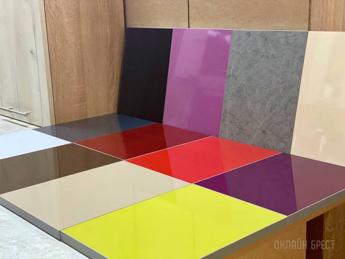 Современные кухни фабричного качества в «Конструктор.Бай»: бесплатный замер, бесплатный дизайн-проект, скидки