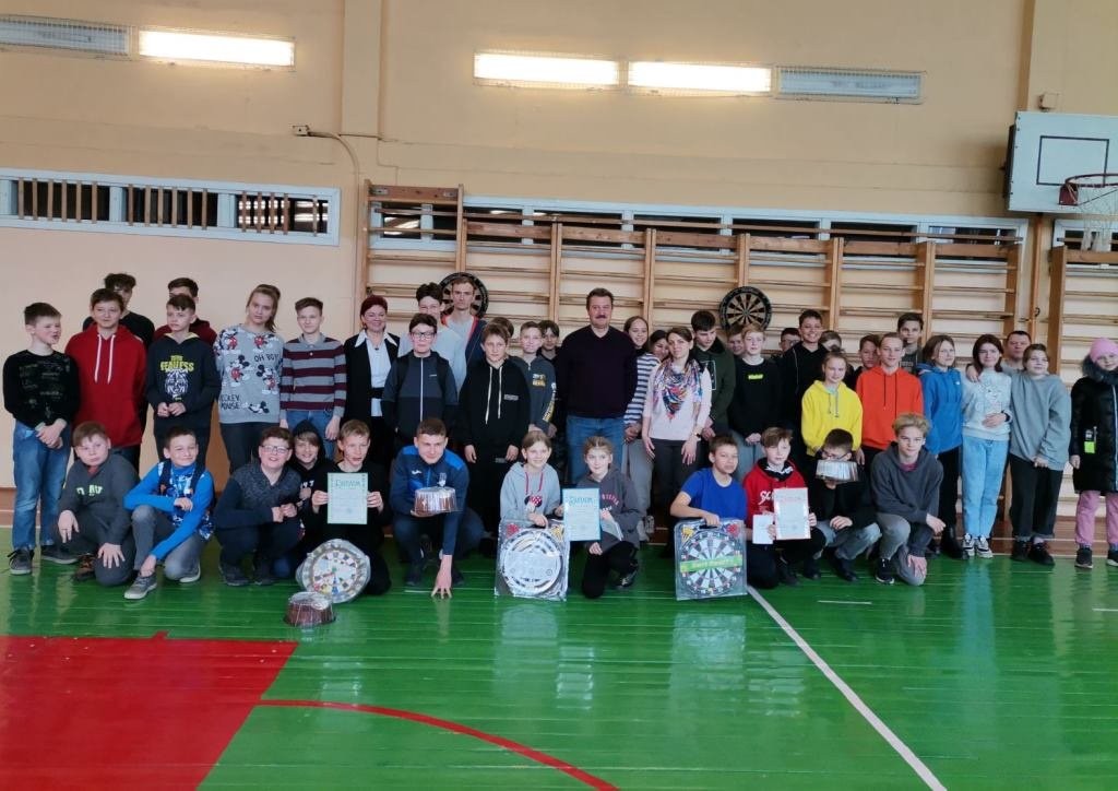 В Бресте среди школьников пришли соревнования по дартсу