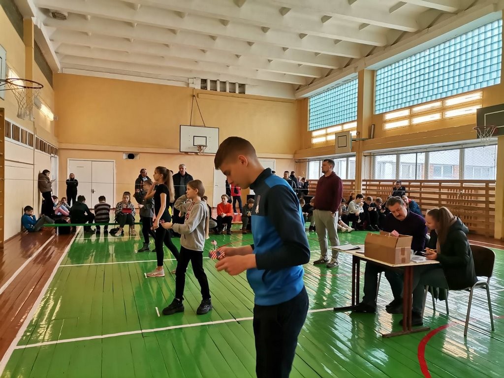 В Бресте среди школьников пришли соревнования по дартсу