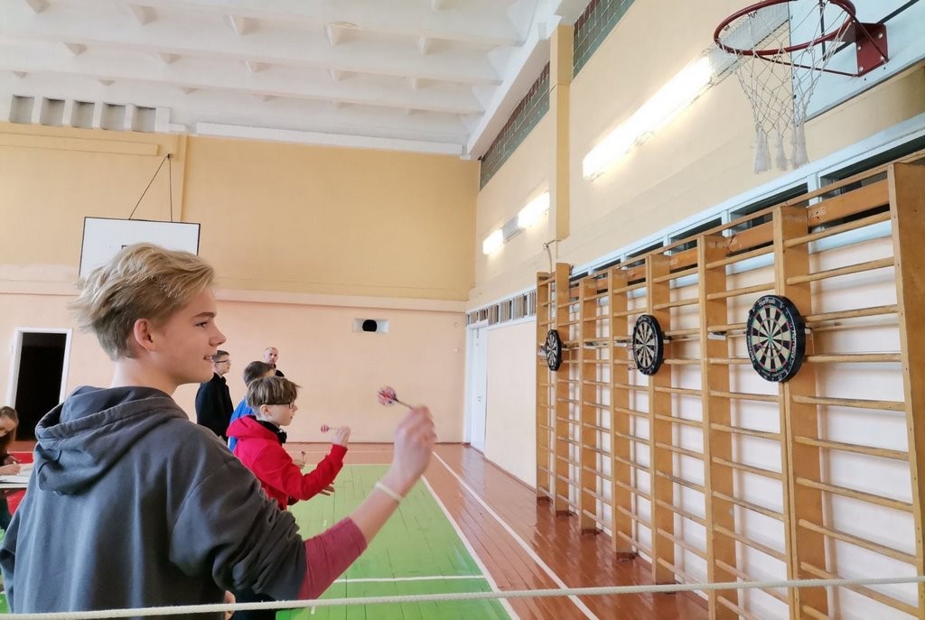 В Бресте среди школьников пришли соревнования по дартсу