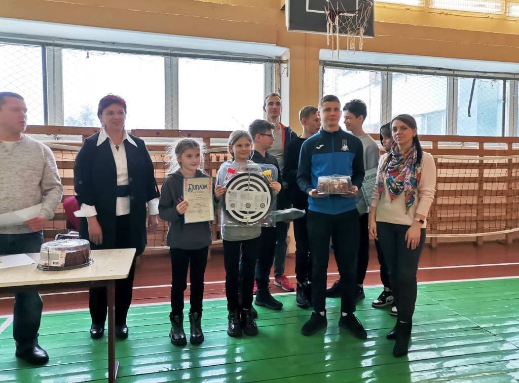 В Бресте среди школьников пришли соревнования по дартсу