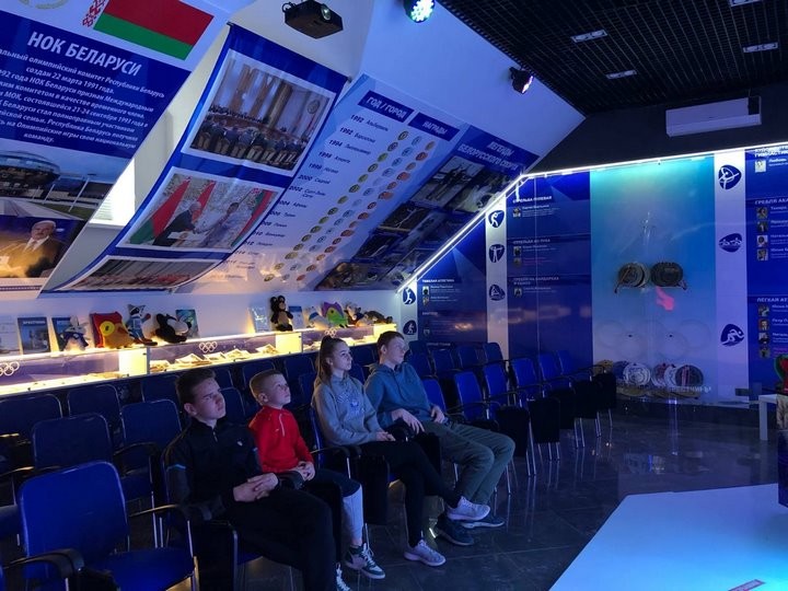 «Каникулы на велосипеде». Учащиеся гимназии отправились в велопоход по маршруту Брест-Жабинка-Каменец