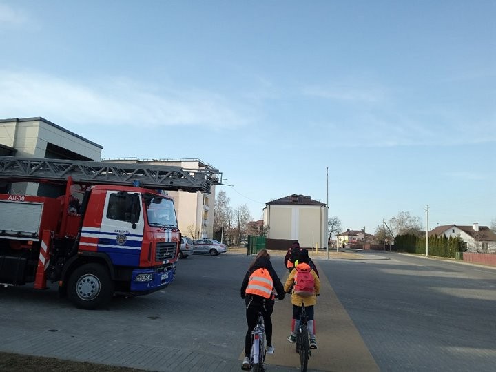 «Каникулы на велосипеде». Учащиеся гимназии отправились в велопоход по маршруту Брест-Жабинка-Каменец