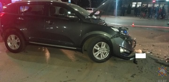 Серьезное ДТП в Дрогичине: работники МЧС спасли двух человек