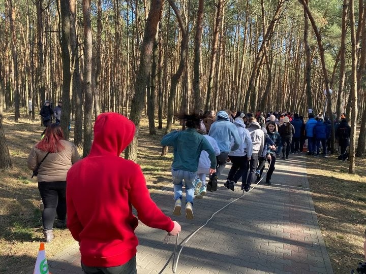 В Бресте на трёх городских площадках проходят традиционные масленичные гуляния