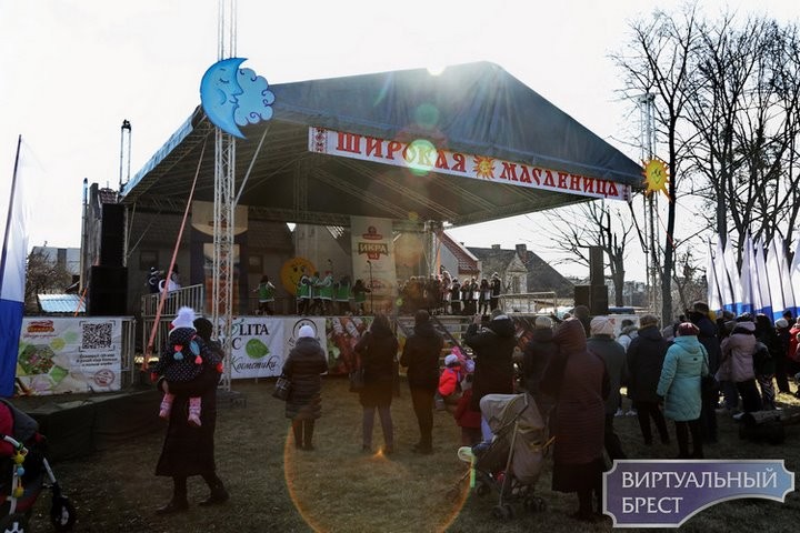 В Бресте провели Масленицу. Фоторепортаж