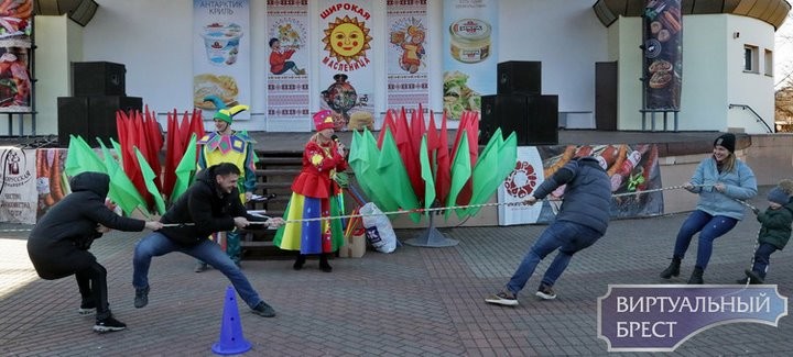 В Бресте провели Масленицу. Фоторепортаж