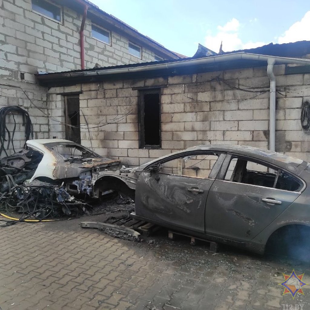 Склад запчастей горел в Пинском районе