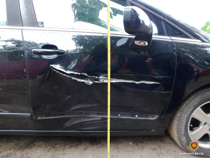 Оба водителя обвиняли друг друга в ударе при обгоне. Как определили истинного виновника?