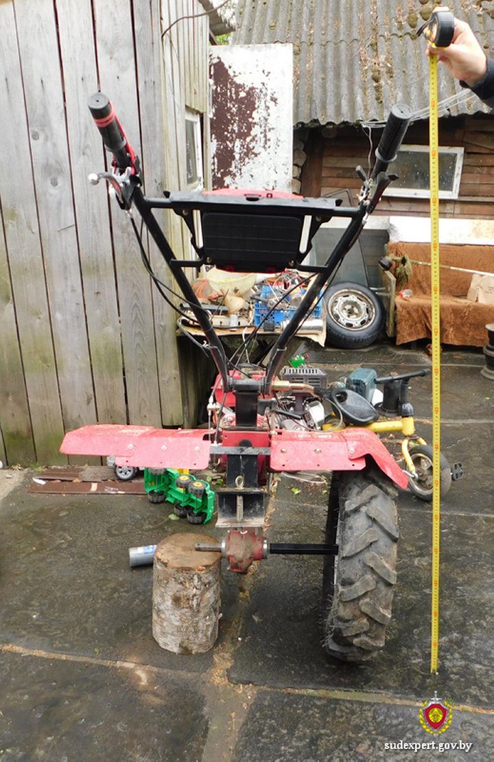 Оба водителя обвиняли друг друга в ударе при обгоне. Как определили истинного виновника?