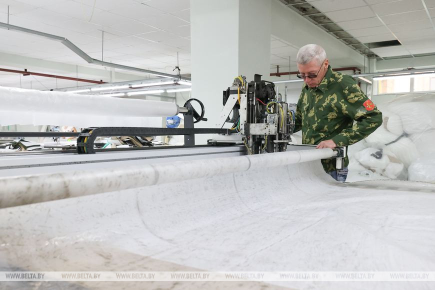 В Пинске шьют спортивную форму для белорусской команды на II Игры стран СНГ