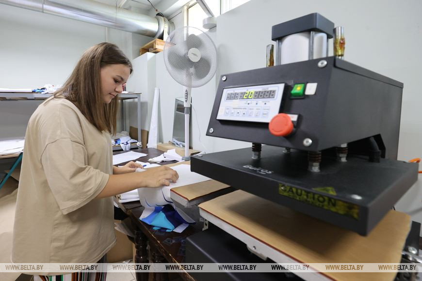 В Пинске шьют спортивную форму для белорусской команды на II Игры стран СНГ